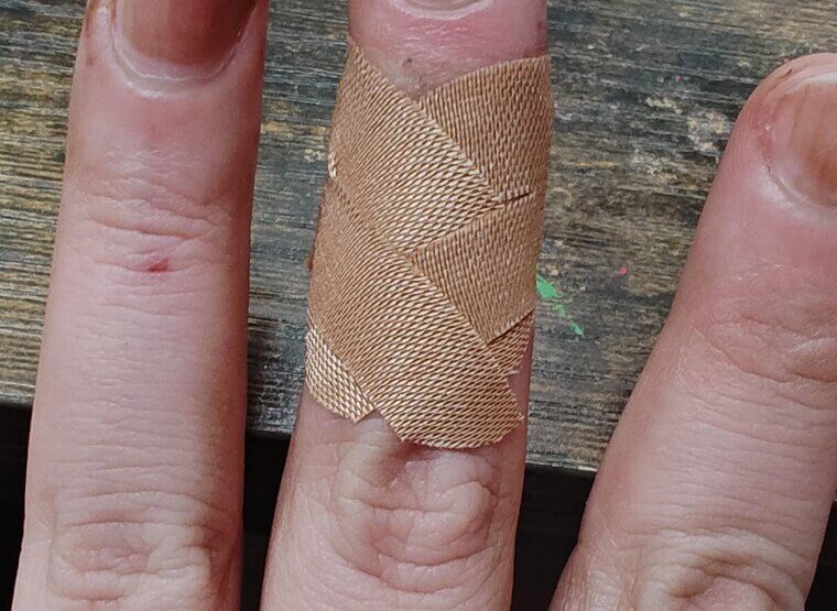 Use Multiple Bandages To Cover Finger Cuts Better