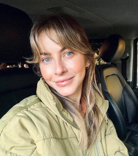 Julianne Hough and Endometriosis