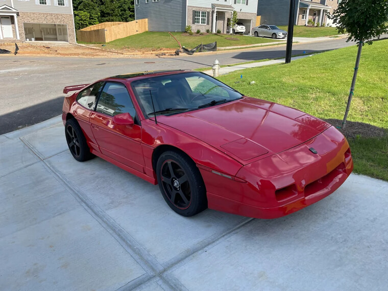 Pontiac Fiero (1984-1988)