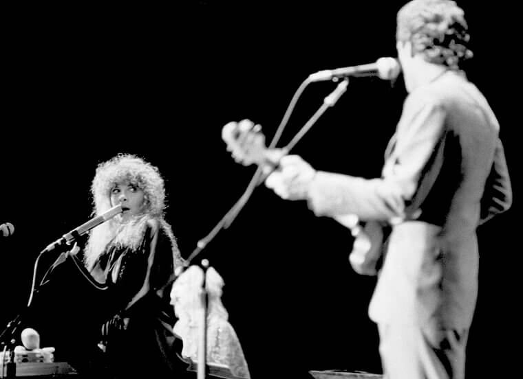 Stevie Nicks' Hypnotic Response To Lindsey Buckingham Inspired Fleetwood Mac's "Dreams"