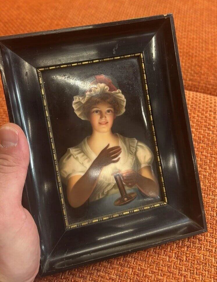 «Placas de porcelana» de KPM Berlín con escenas religiosas o clásicas: valen más de 10 000 dólares por sus increíbles detalles artísticos