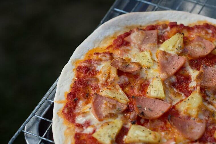 Hawaiian Pizza