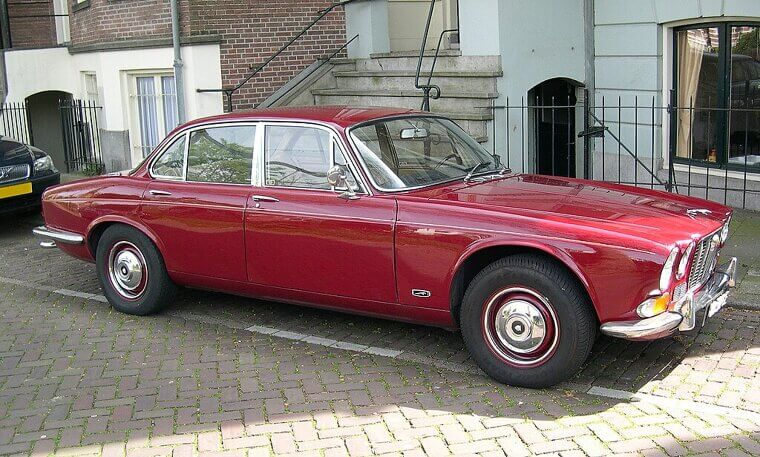 Jaguar XJ Series I (1968–1973)