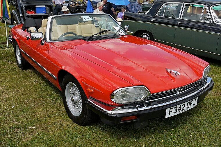 Jaguar XJ-S (1975–1996)