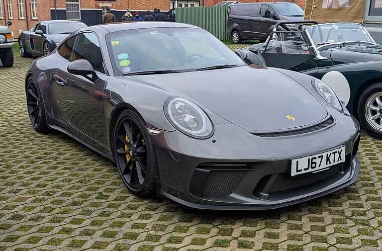 Porsche 911 GT3 Touring (991.2) (2017-2019)