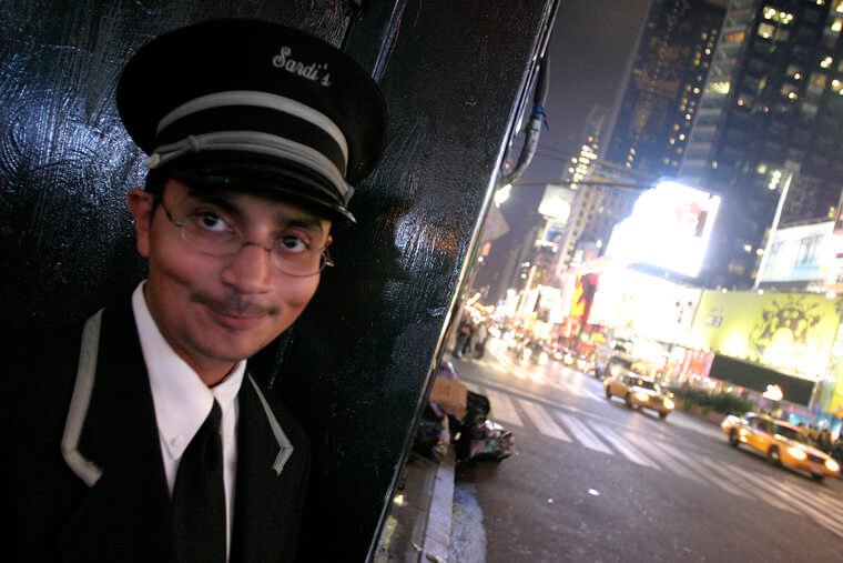 NYC Doormen Are Sharing The Wildest Things They’ve Seen wMoneyVersed