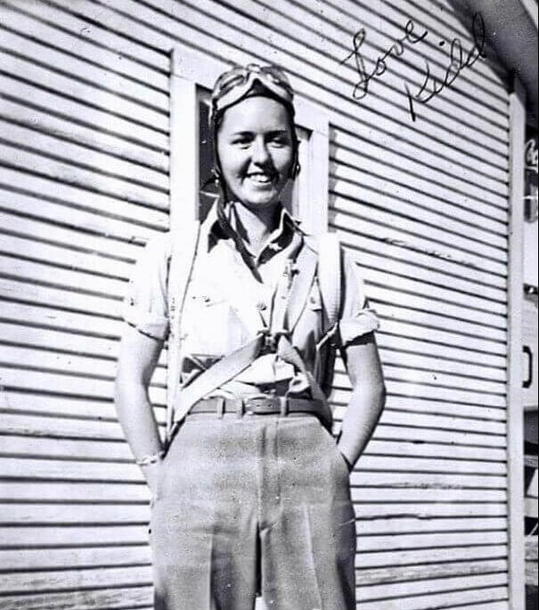 This Grandmother Showed The Men Around Her How It's Done