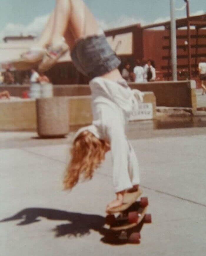 The Rad Skater From The '90s And Her Double Handstand