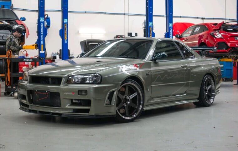 Nissan GT-R (R34 V-Spec II Nür)
