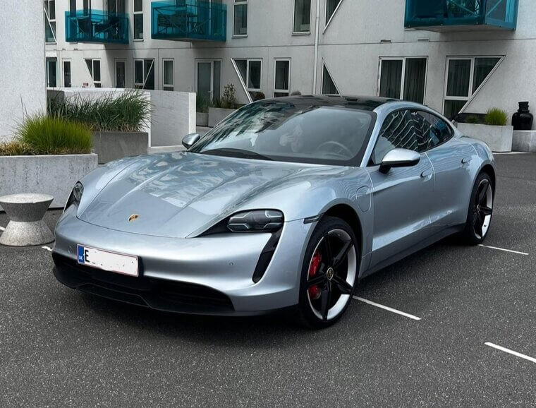 Porsche Taycan (early Models)