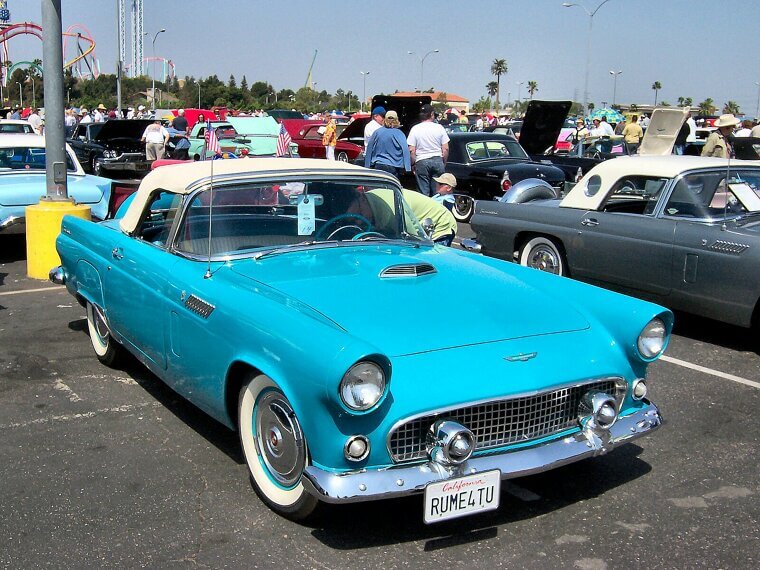 Ford Thunderbird