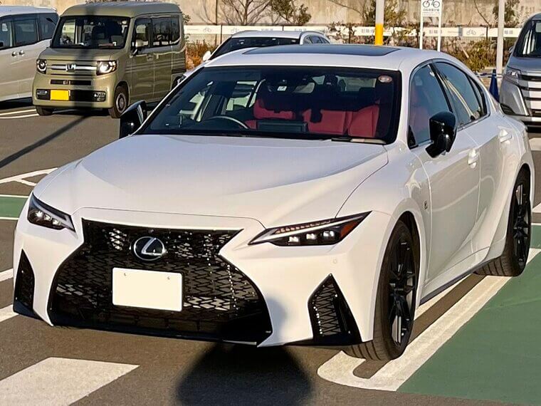Lexus Is300