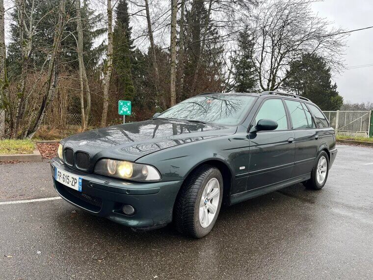 BMW E39 5-Series Touring