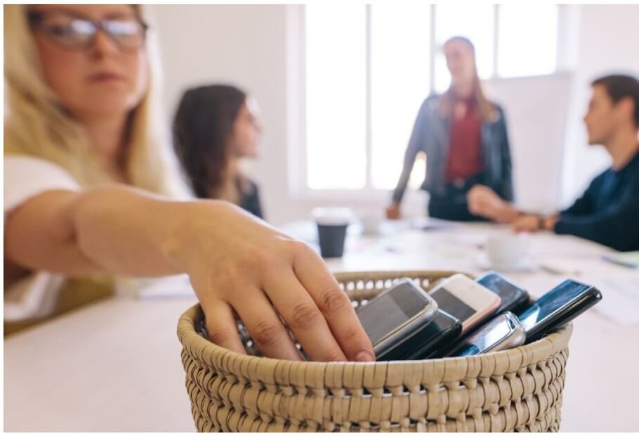 Unplugged at Home: Creating a Space for True Digital Detox