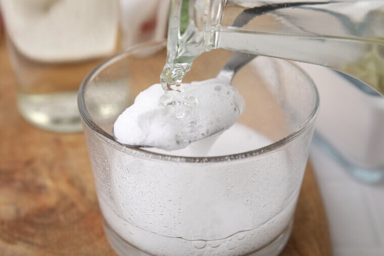 Baking Soda Traps Odors Over The Years So Add Vinegar To See If It Bubbles