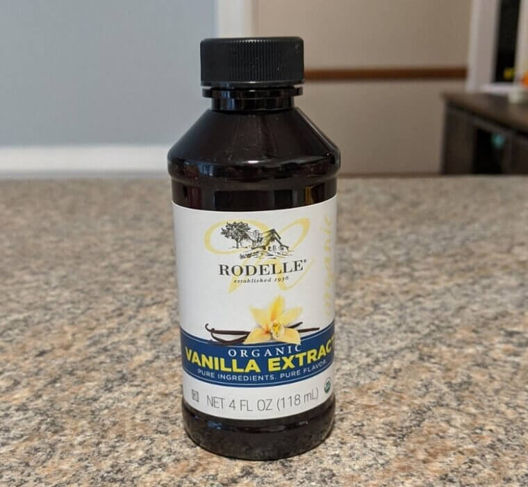 Vanilla Extract Evaporates Over Time So Smell For Harsh Alcohol Notes