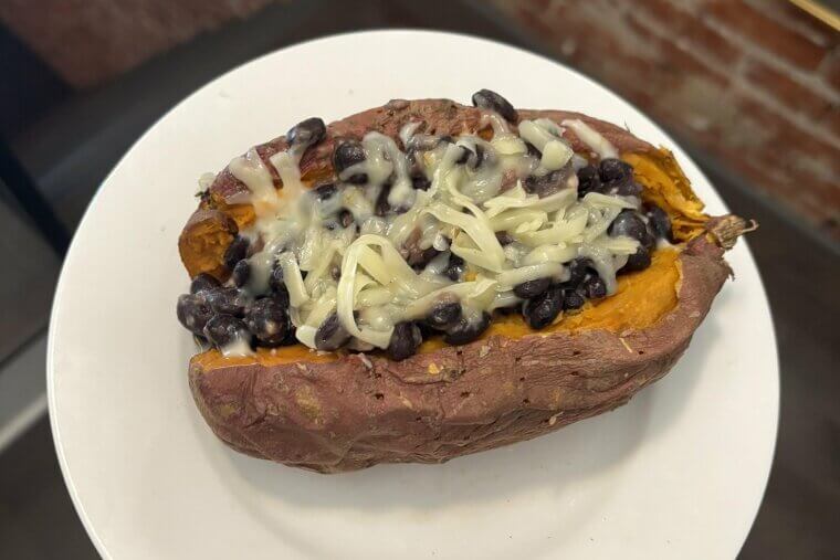Baked Sweet Potato With Black Beans