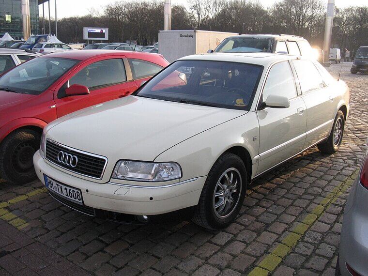 Audi A8 (D2/D3, 1994–2010)