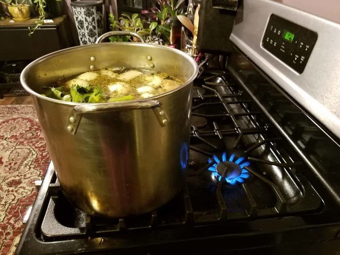 "Why Has My Stock Not Simmered After An Hour?"