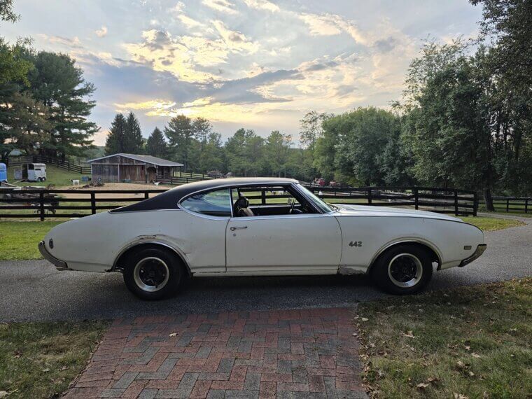 1969 Oldsmobile 442 - $12,900.00