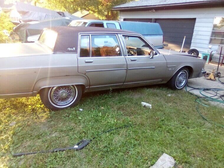 1983 Oldsmobile Ninety-Eight REGENCY BROUGHAM - $2,800