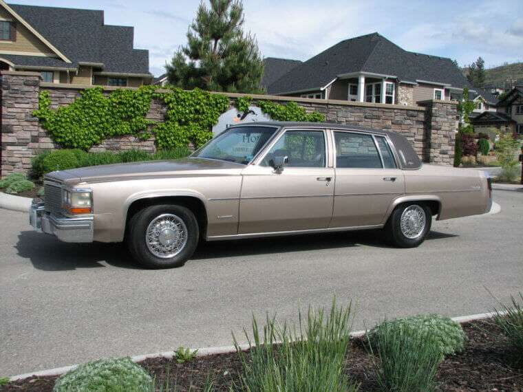 Cadillac V8-6-4 (1981)