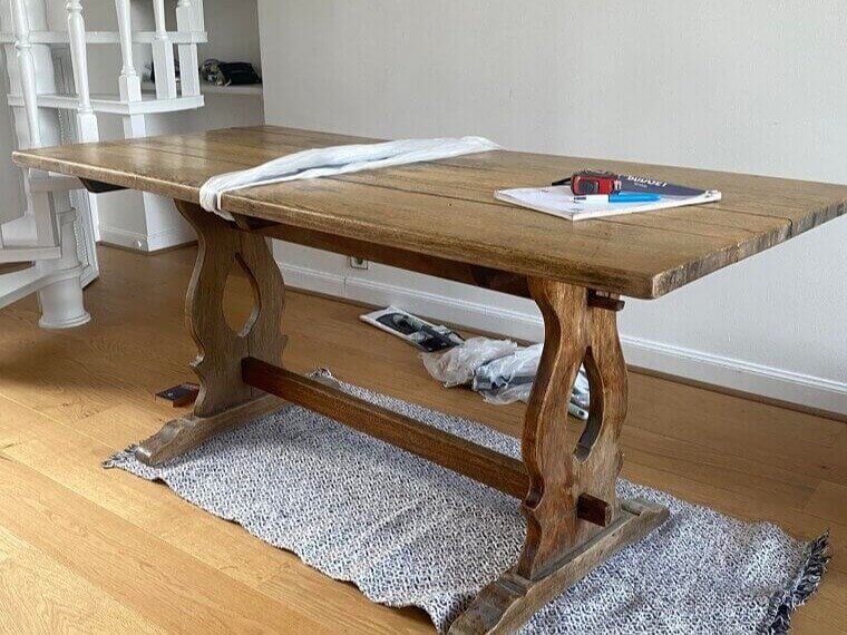 Rustic Farmhouse Tables for Creative Flipping
