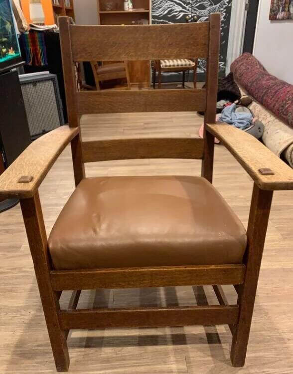 Craftsman Chair: A Timeless Flip Favorite