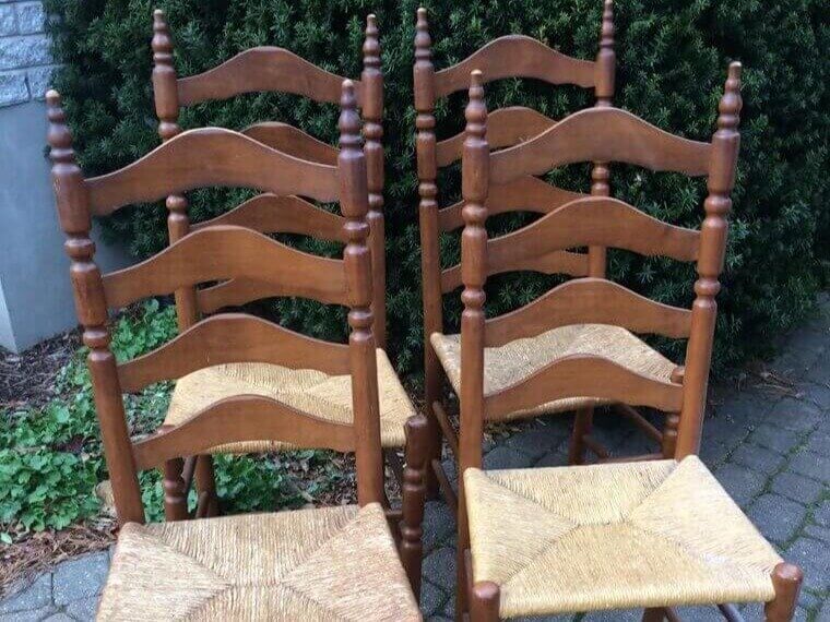 Classic Ladder-Back Chairs for Timeless Appeal