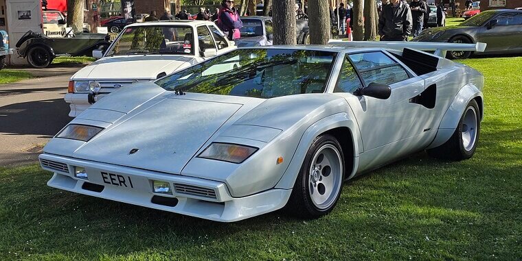 Lamborghini Countach (1974–1990)