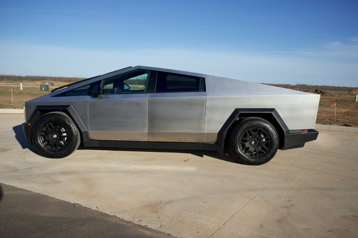 Car Designs That Divided Opinion Over the Years | RushExperts
