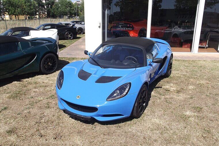 Lotus Elise (1996–present)