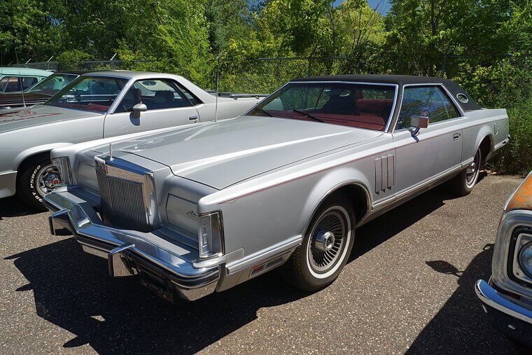 Lincoln Continental Mark V (1977–1979)