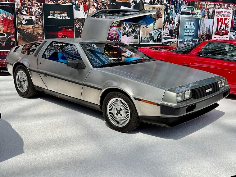 DeLorean DMC-12 (1981–1983)