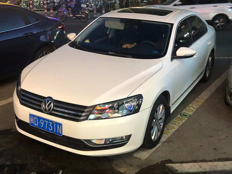 2022 Volkswagen Passat 2.0T SE - $16,635.00