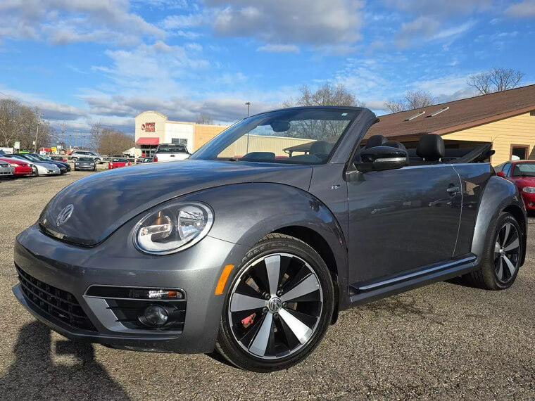 2014 Volkswagen Beetle - R-Line Convertible- $5,955.00