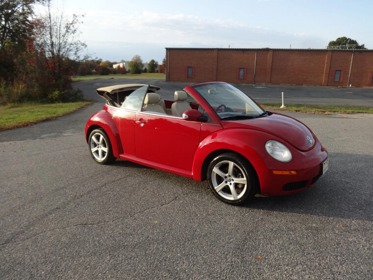 2008 Volkswagen Beetle - $3,999.00