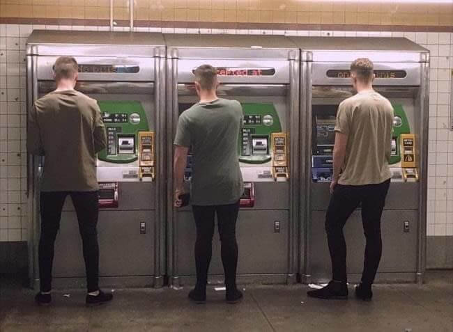 個別にはユニークで、一緒には完