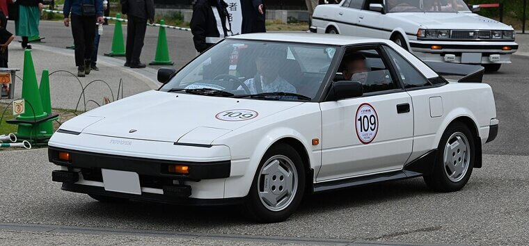 Toyota MR2 (AW11)