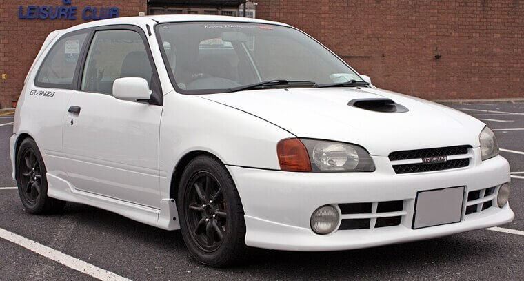 Toyota Starlet Glanza V