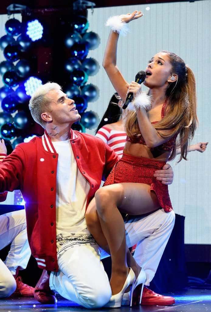 Ariana Grande Asks To Be Carried