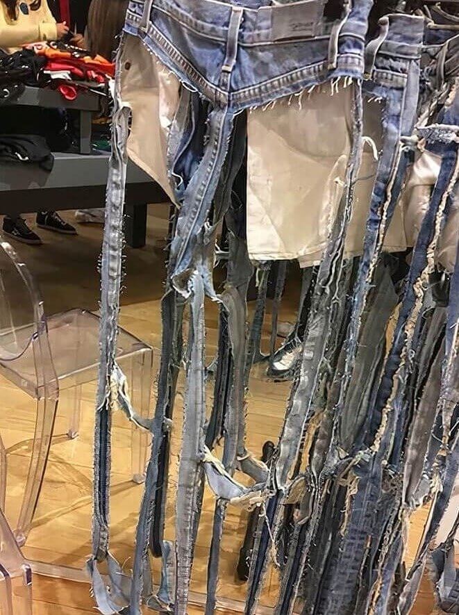 Estes jeans estão usando uma capa de invisibilidade