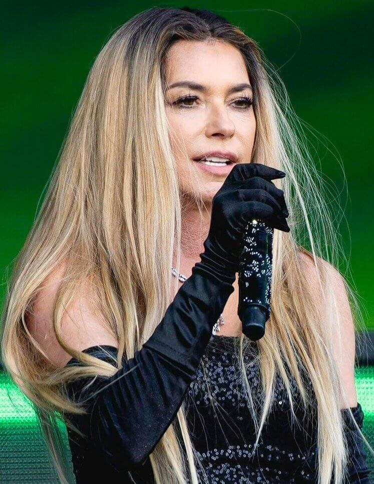 Shania Twain Spent Her Early Years Planting Trees in Remote Canadian Forests