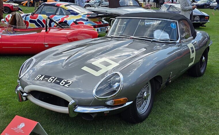 Jaguar E-Type (1961)