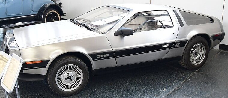 DeLorean DMC-12 (1981)