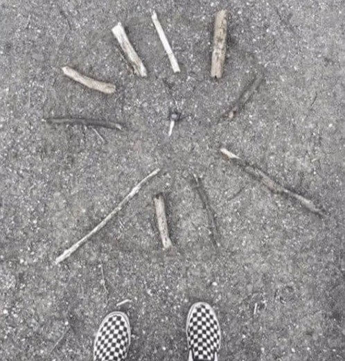 Ajude um estranho que perdeu as chaves