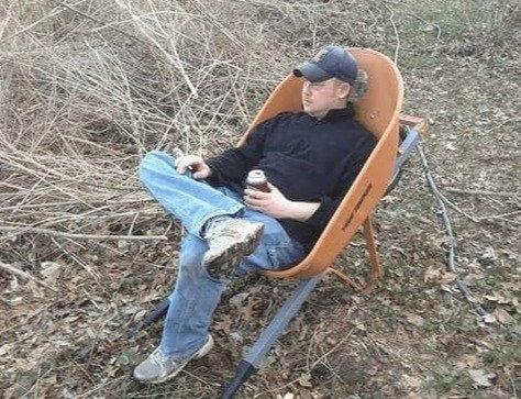 Carrinhos de mão podem ser ótimos assentos ao ar livre