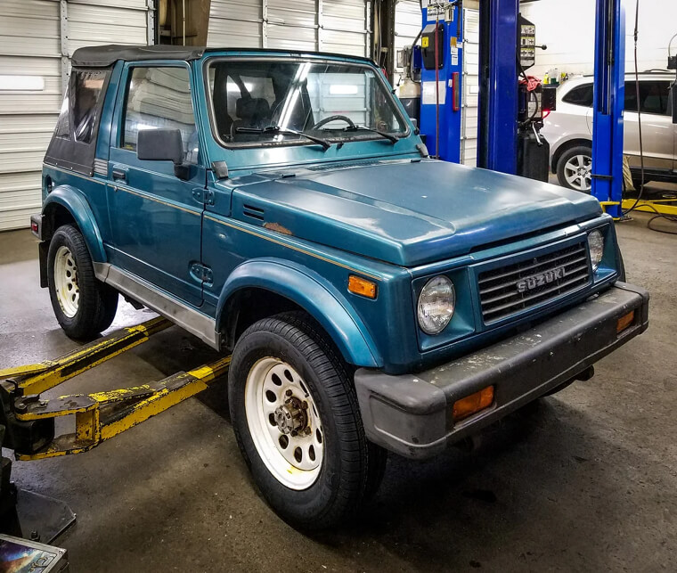 Suzuki Samurai