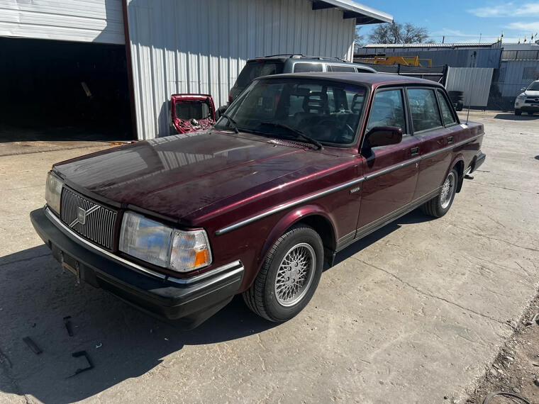 Volvo 240
