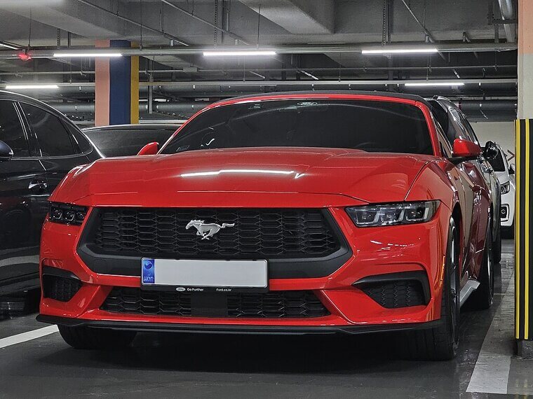 Ford Mustang EcoBoost Premium (2024)